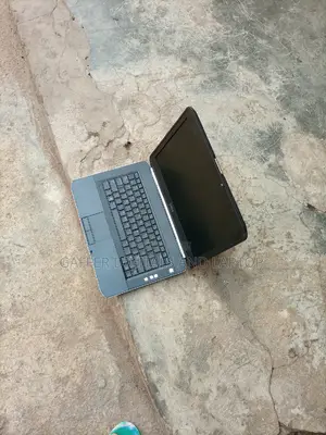New Laptop Dell Latitude 14 3480 6GB Intel Core I3 HDD 320GB