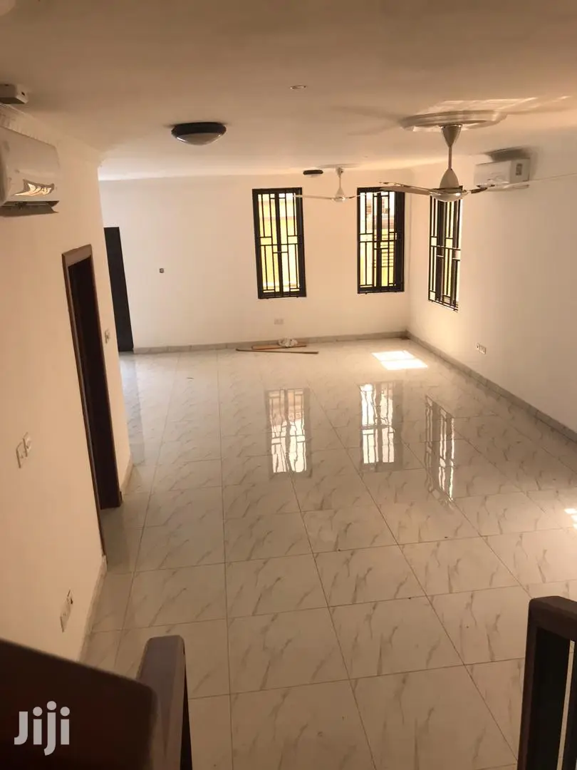 4bedroom Twon House Rent