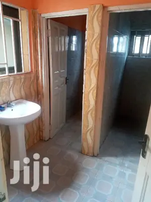 Awesome Chamber and Hall S/C Dansoman