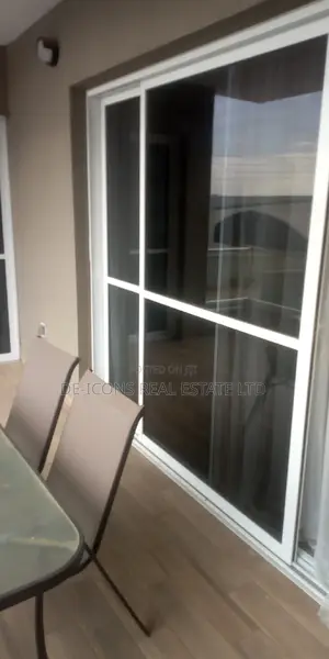3bdrm Duplex in De-Icons Real Estate, Awutu Senya East Municipal