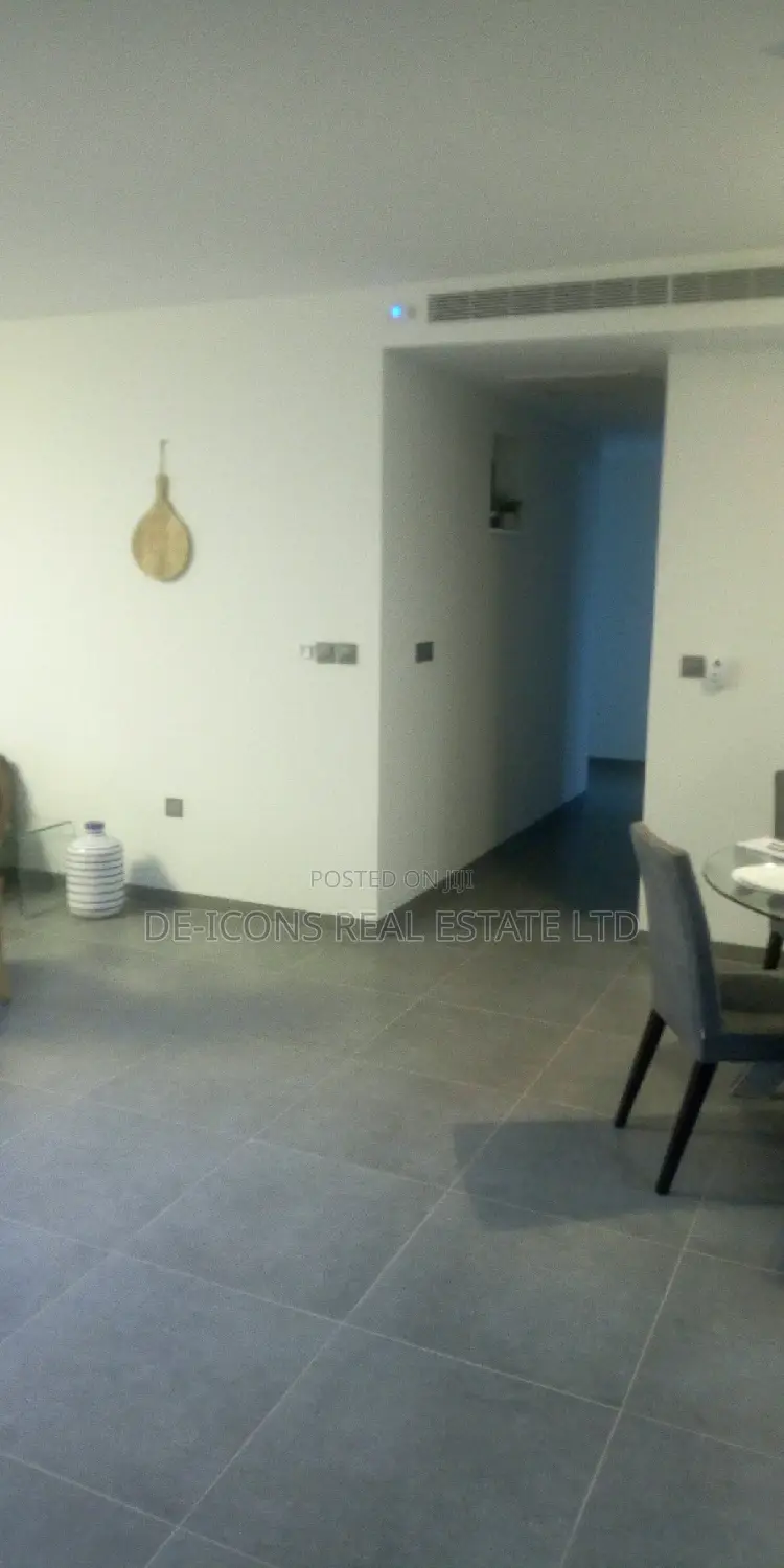 3bdrm Duplex in De-Icons Real Estate, Awutu Senya East Municipal