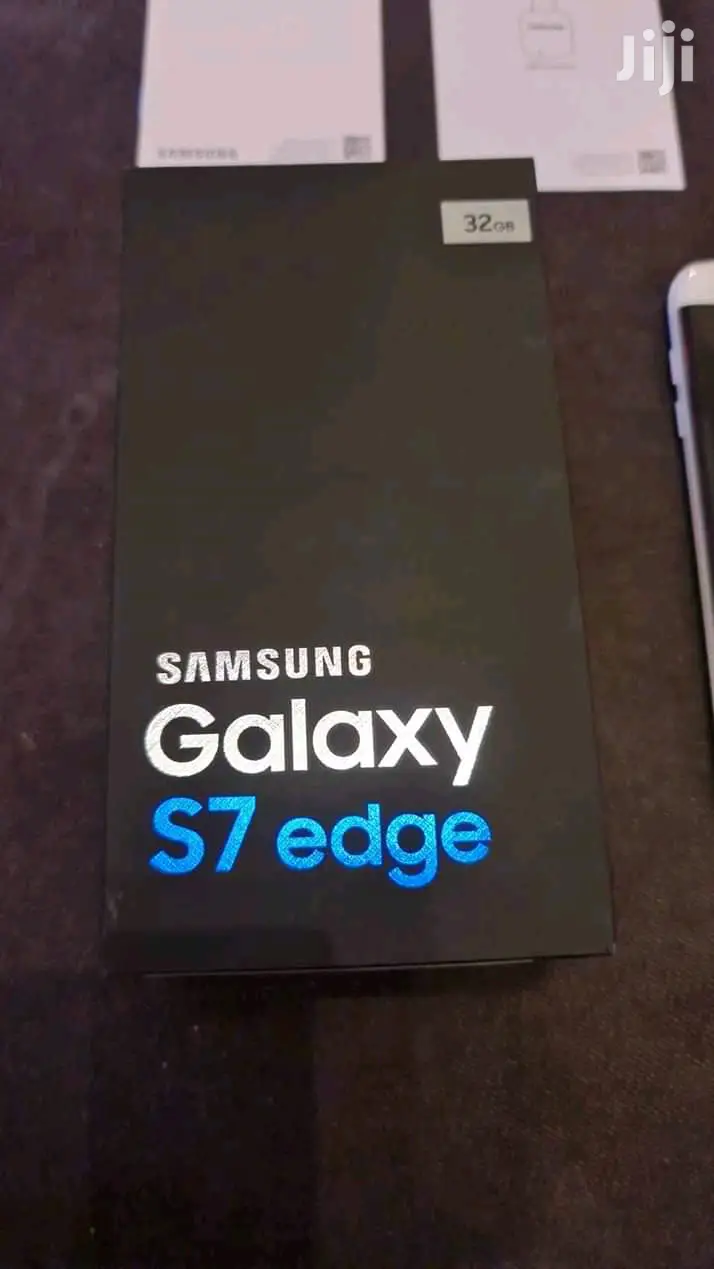 New Samsung Galaxy S7 edge 32 GB Black