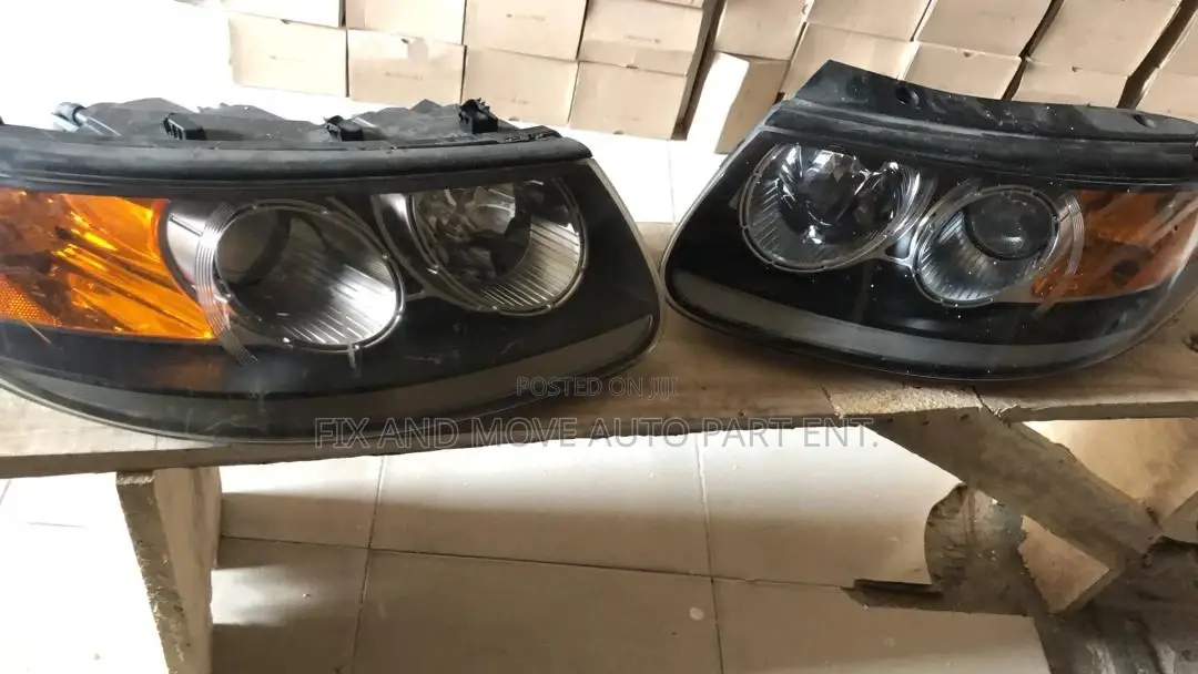 Hyundai Santa Fe 2008-2012 Headlights Available