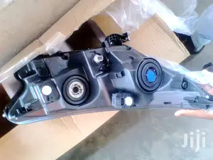 CRV 2017,2018,2019,2020,2021,2022 Headlight Halogen (Normal)