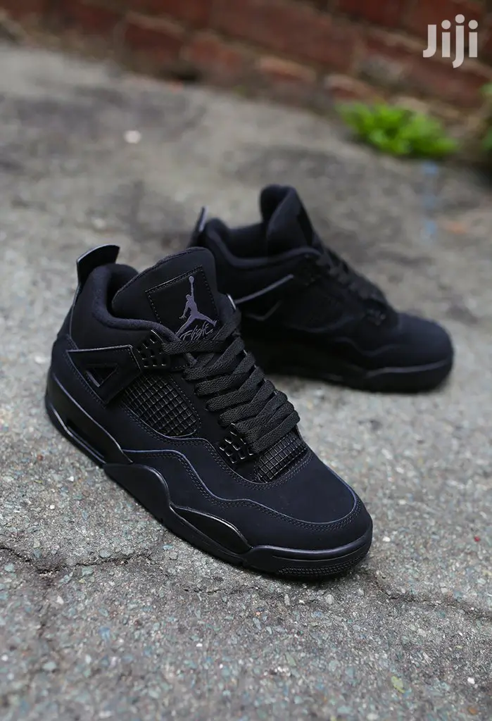 Jordan 4 Black Cat