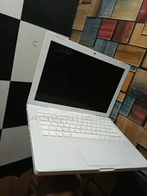 New Laptop Apple MacBook 2009 4GB Intel Core 2 Duo HDD 128GB