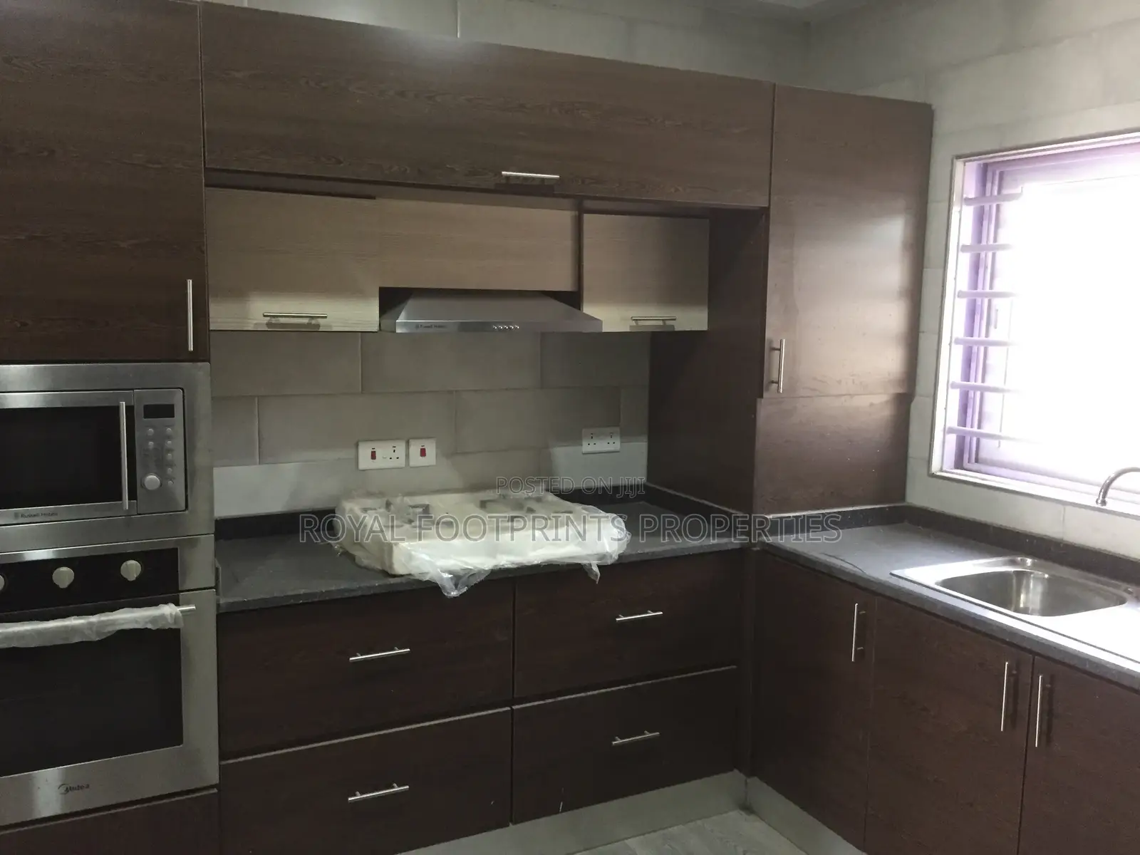 3bdrm House in East Legon for sale