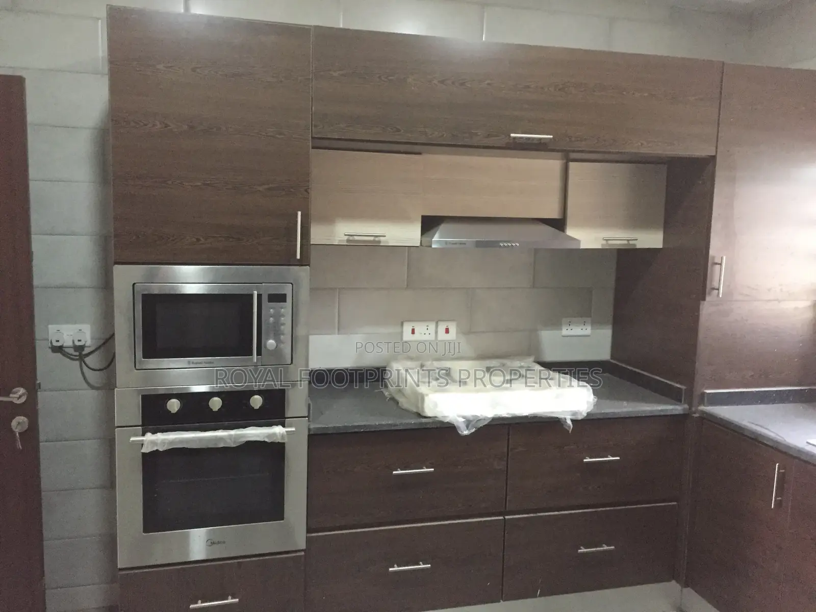 3bdrm House in East Legon for sale