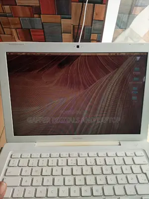 Laptop Apple MacBook 2011 4GB Intel Core 2 Duo HDD 128GB