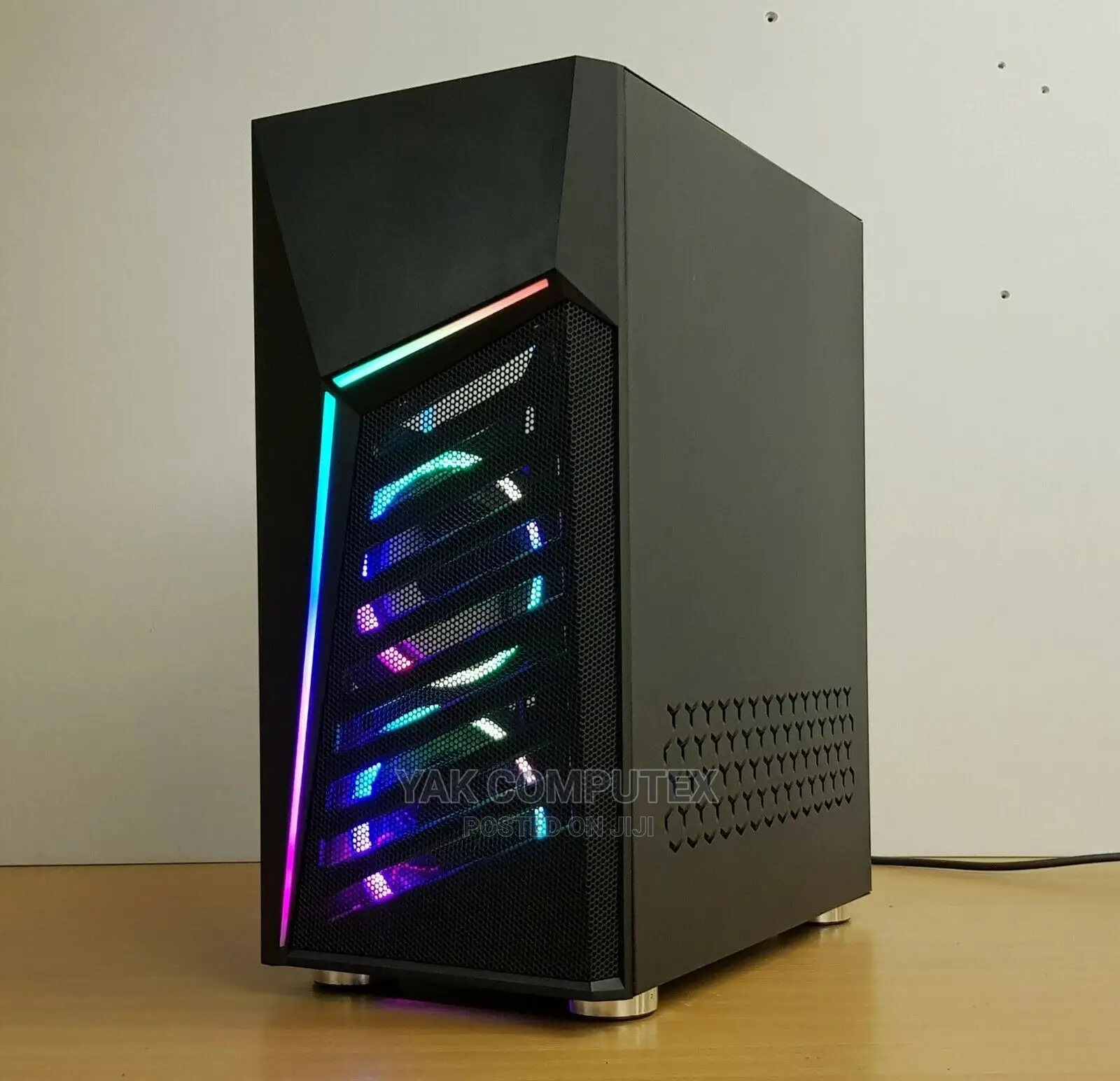 New Desktop Computer MSI Aegis 3 8GB Intel Core i7 SSD 250GB