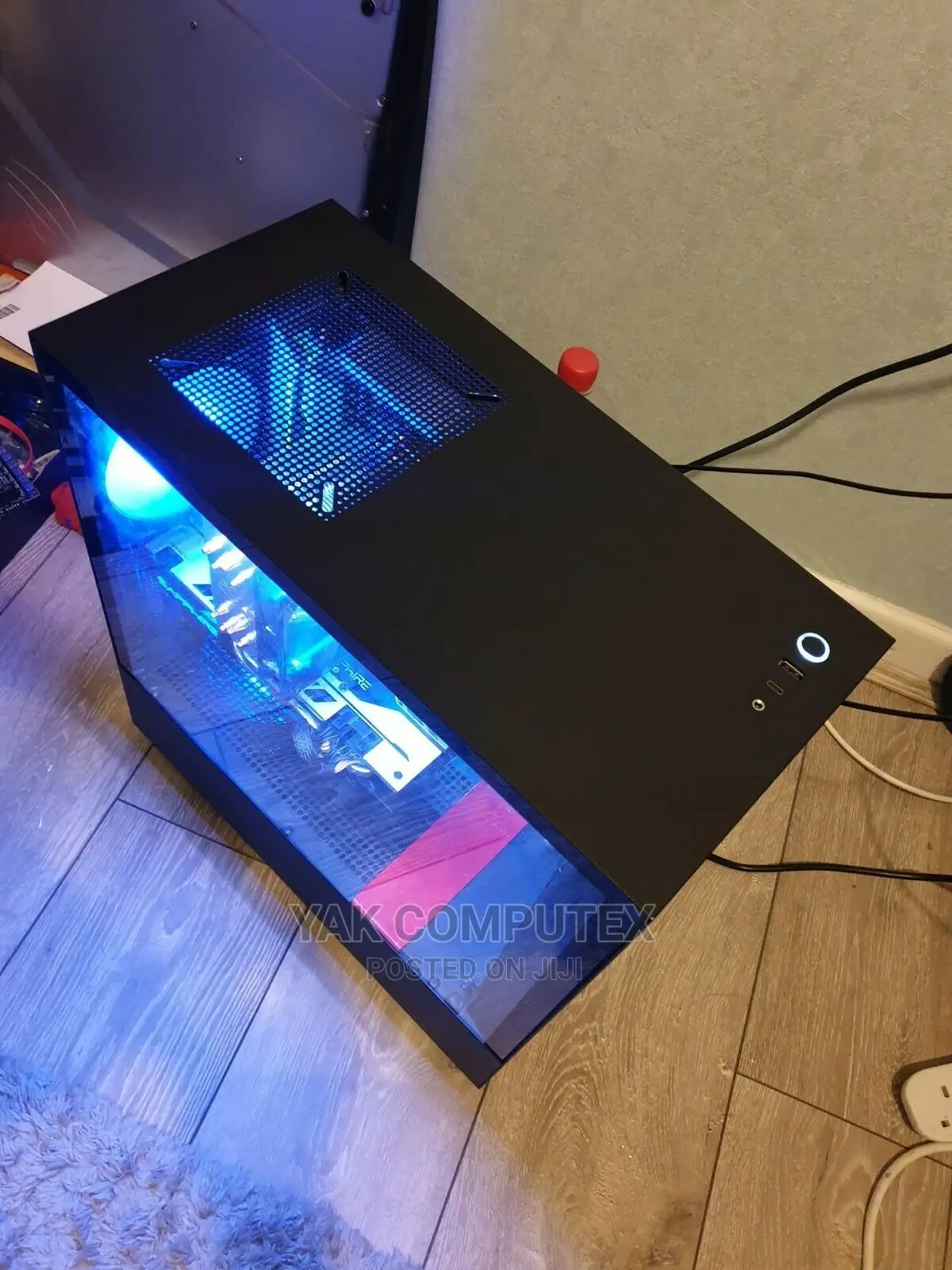 New Desktop Computer MSI AG240 2PE 8GB AMD Ryzen SSD 256GB