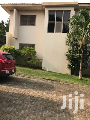 4bdrm House in Bronko Housing, Ekumfi for rent