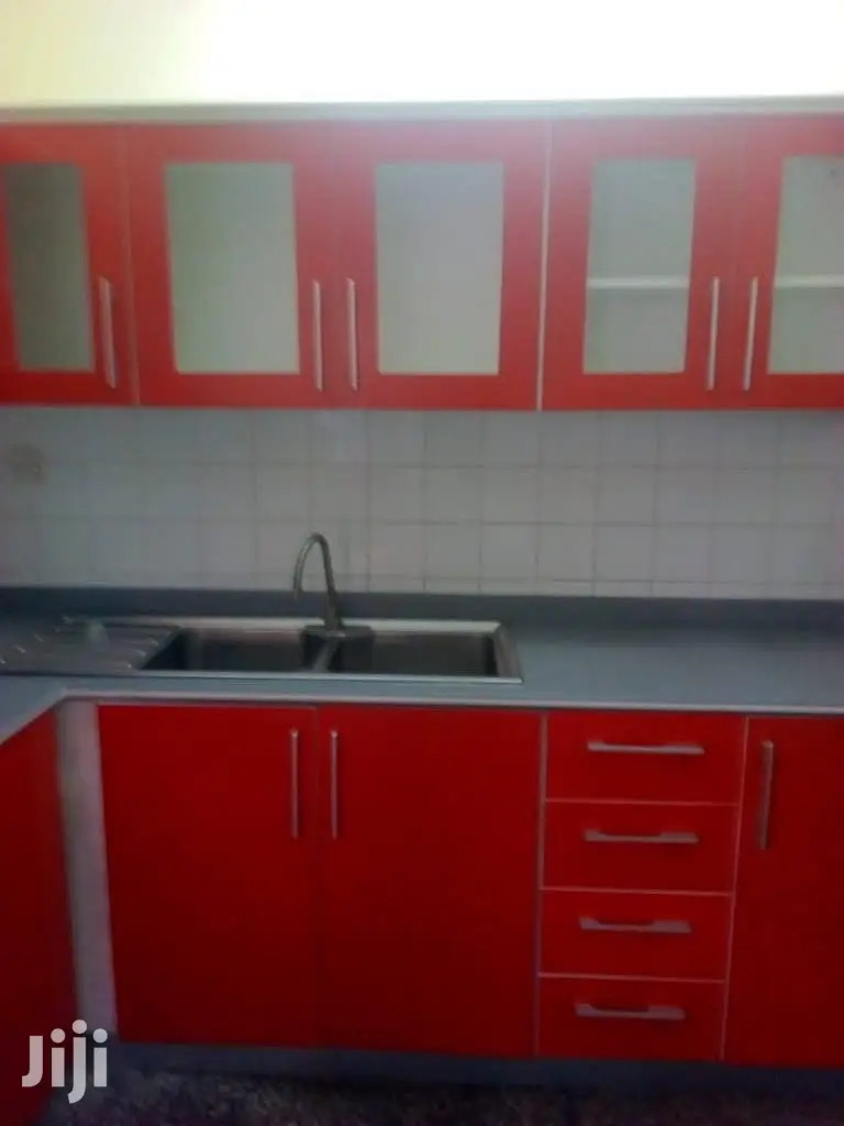 Kitchen Cabinets Installation