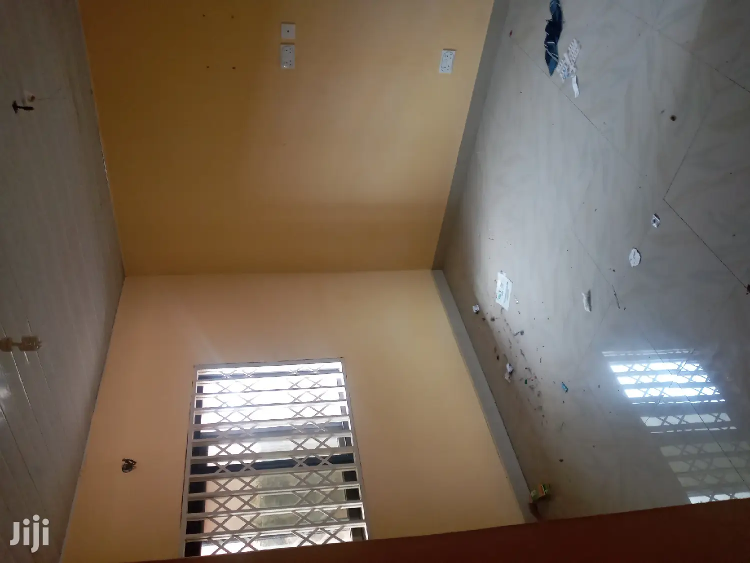 Neat Single Room S/C Apartment Dansoman