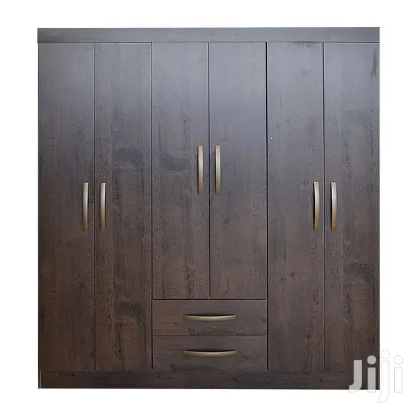Wardrobe (10xf100)