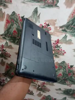 New Laptop HP 655 4GB Intel Core 2 Quad HDD 350GB