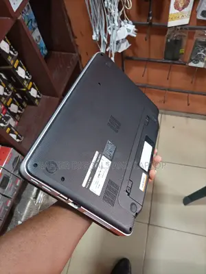 New Laptop Dell Inspiron 14 7000 8GB Intel Core I3 HDD 350GB