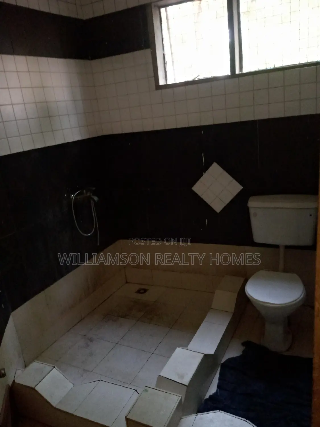 2bdrm Apartment in Hfc Estate, Spintex for rent