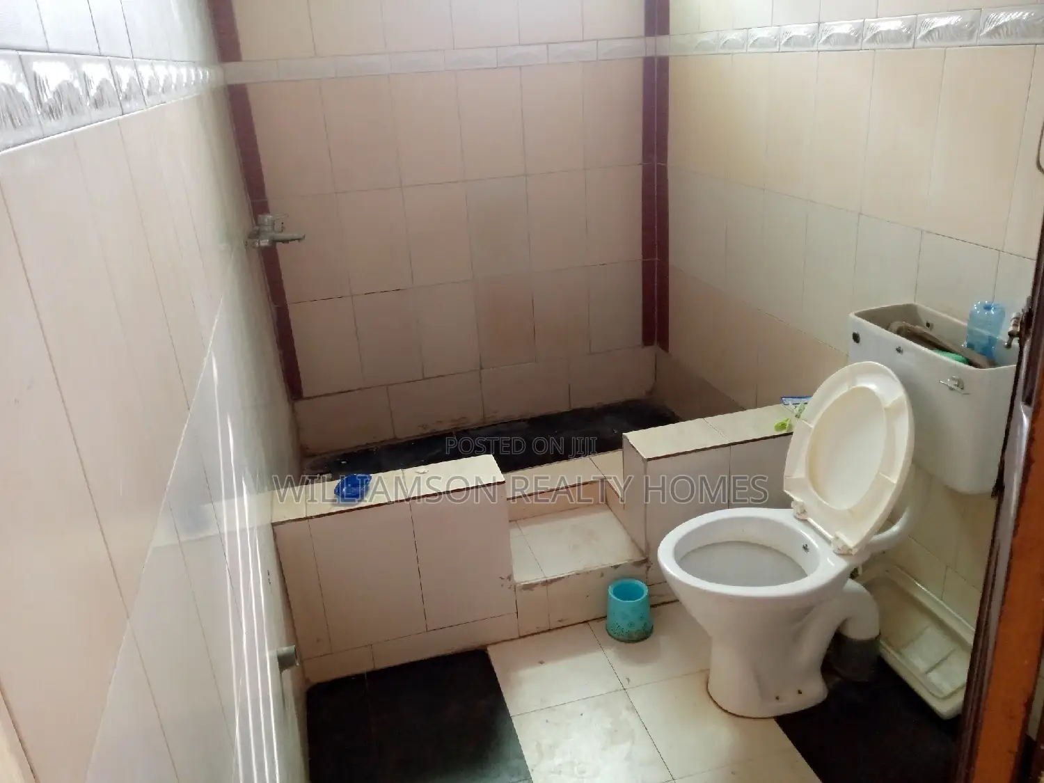 2bdrm Apartment in Hfc Estate, Spintex for rent