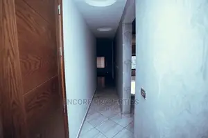 5bdrm House in Sagepropertiesgh, East Legon for sale