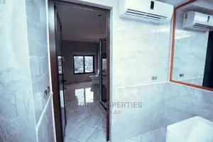 5bdrm House in Sagepropertiesgh, East Legon for sale