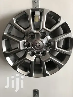 Toyota Prado Rim 18