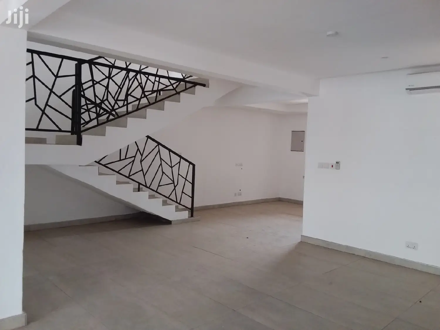 4bdrm House in Bronko Housing, Accra Metropolitan for rent