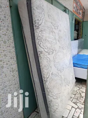 14inches Queen Size Mattress. Free Delivery