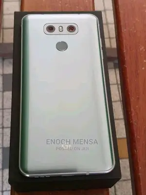 New LG G6 128 GB Silver