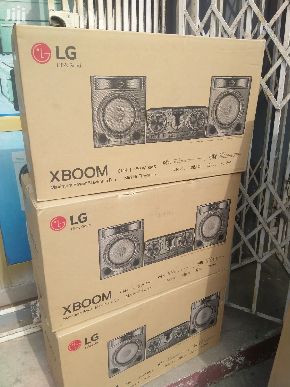 LG CJ44 Xboom Super Bass Sound System