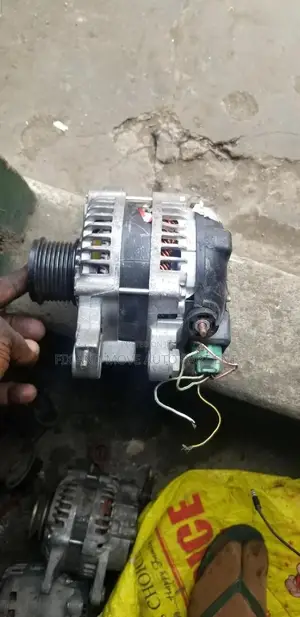 Toyota Land Cruiser Prado 2009 Alternator Available (Tested