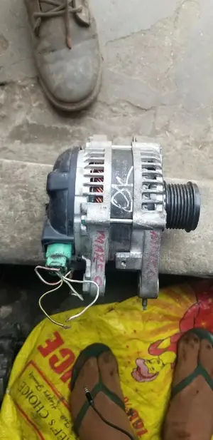 Toyota Land Cruiser Prado 2009 Alternator Available (Tested