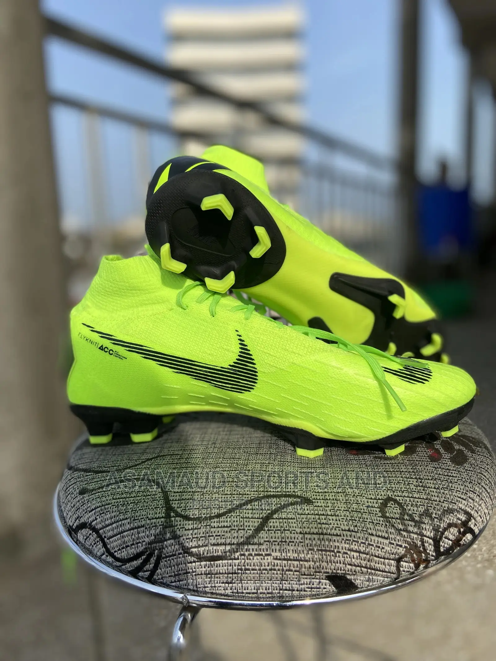 Football Boot for Boys and Girls at Cool Price