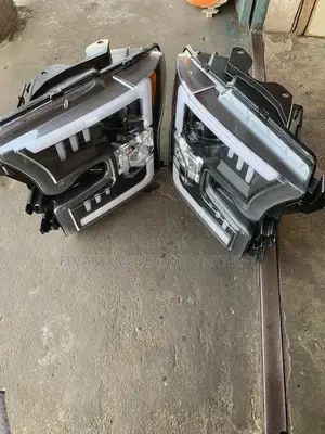Ford F150 2015-2017 Front LED Headlights Available