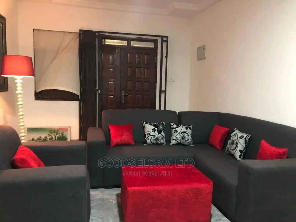 Sofa Set With Pillows