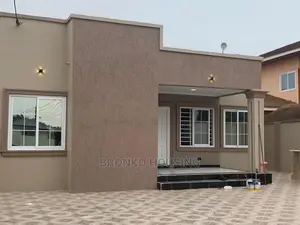 3bdrm House in Bronko Housing, Accra Metropolitan for sale