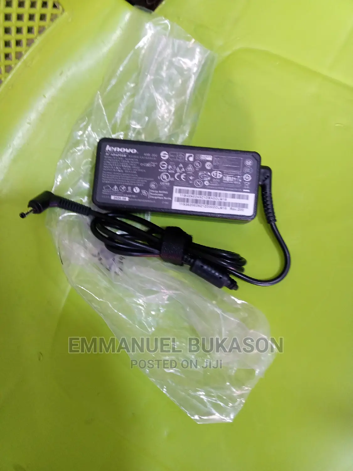 Lenovo Small Pin Charger