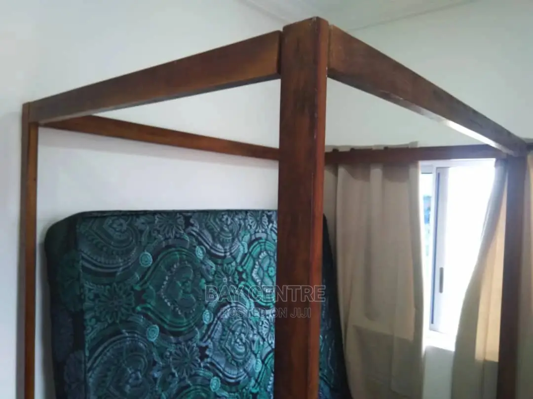 High Beam Flat King Size Bed