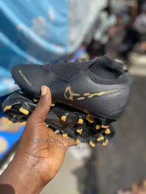 Latest Phantom Football Boot Anklet at Cool Price