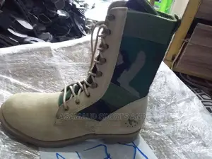 Original Army Strong Safty Shoes at Cool Price
