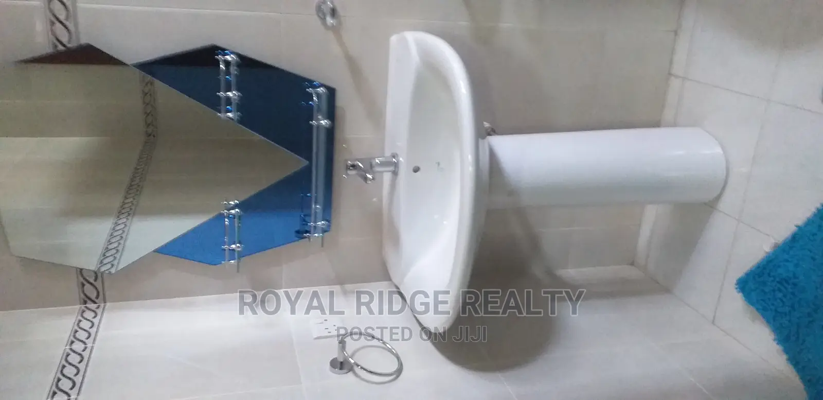 Furnished 3bdrm Block of Flats in Airport, Accra Metropolitan for rent