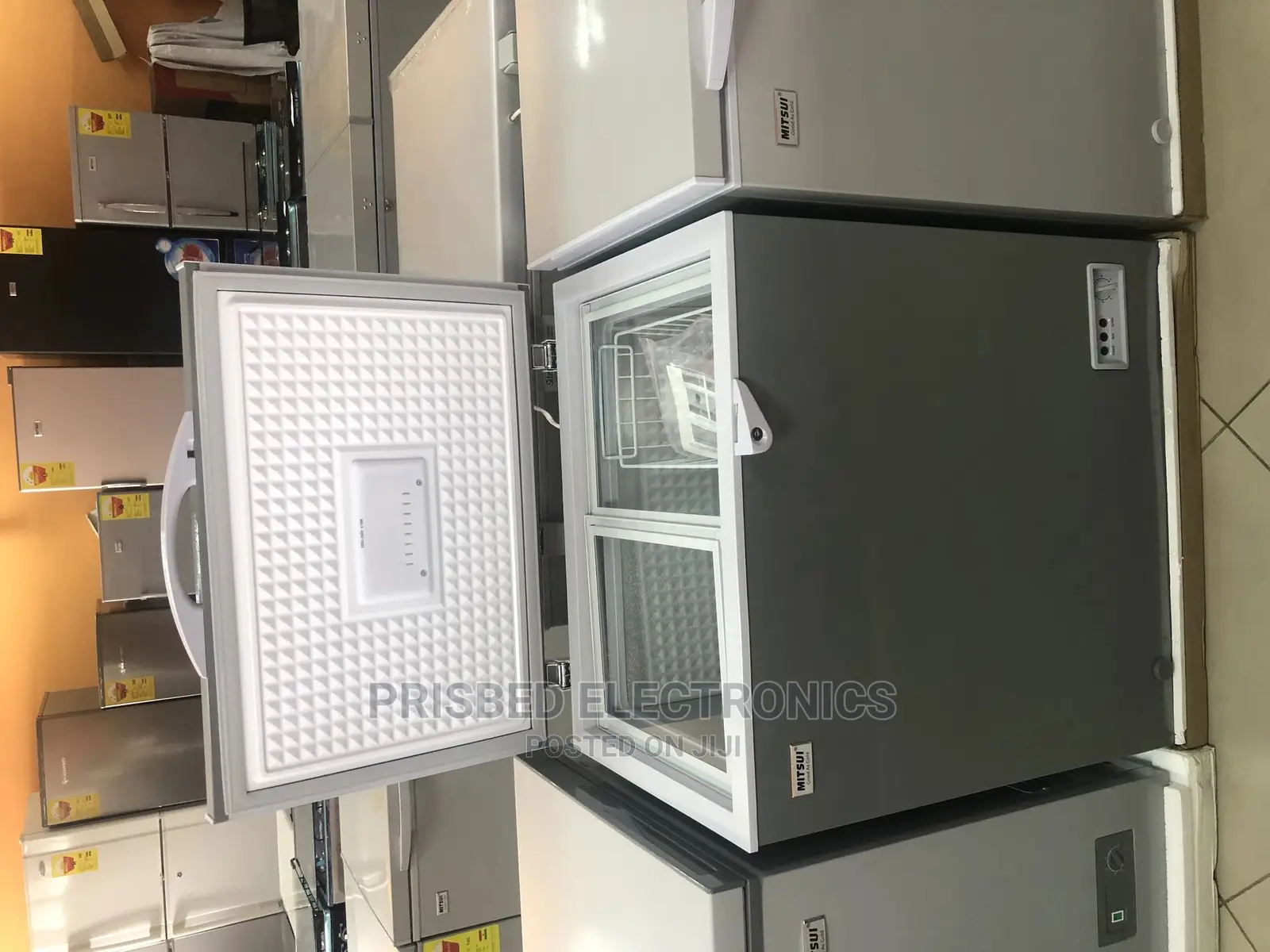 Mitsui Chest Freezer 145litres With Glass on Top