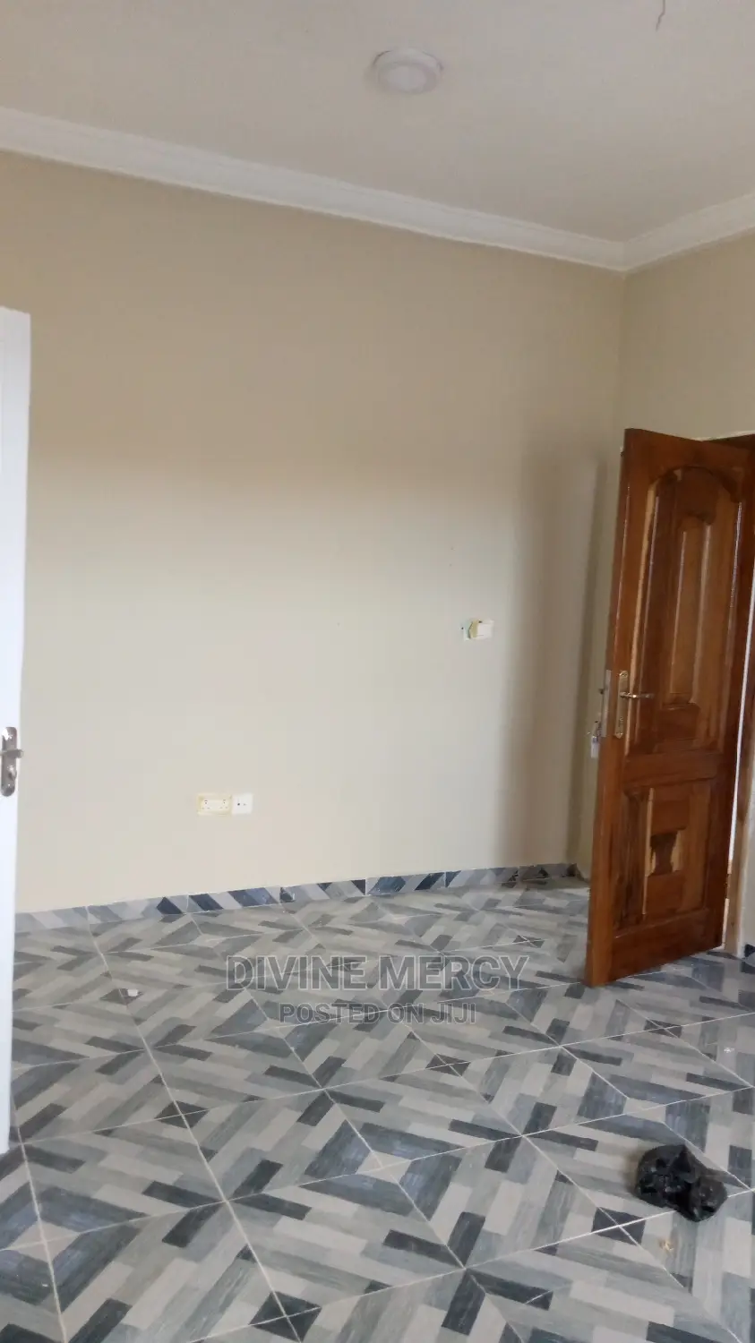 1bdrm Apartment in Divine Mercy Agency, Awutu Senya East Municipal