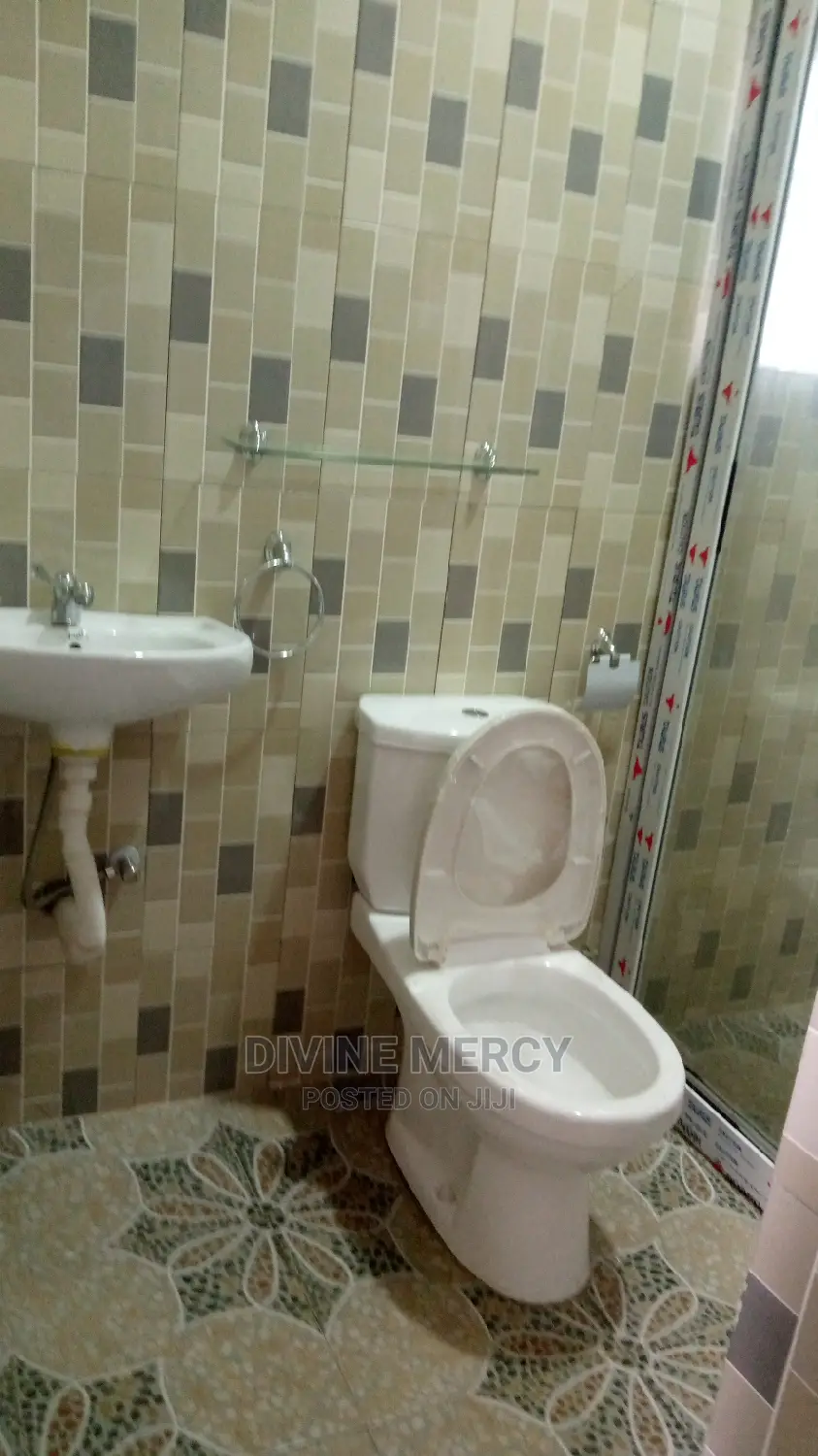 1bdrm Apartment in Divine Mercy Agency, Awutu Senya East Municipal