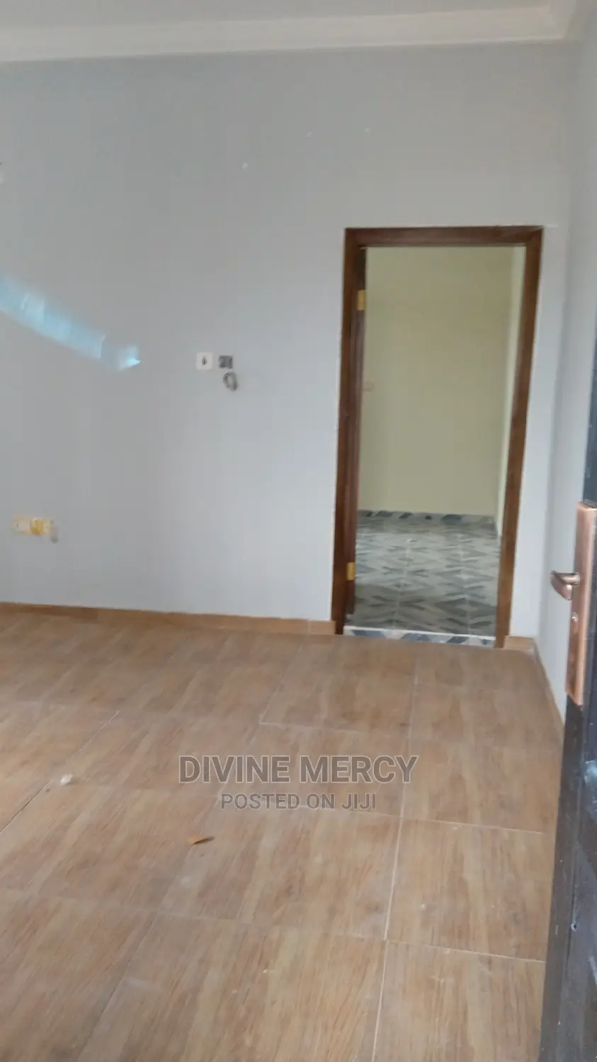 1bdrm Apartment in Divine Mercy Agency, Awutu Senya East Municipal