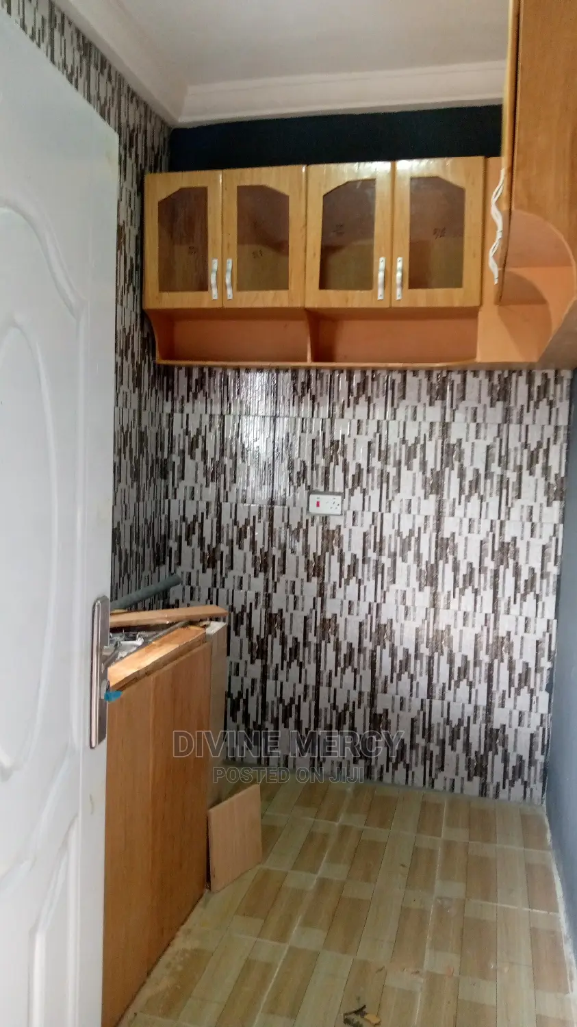 1bdrm Apartment in Divine Mercy Agency, Awutu Senya East Municipal