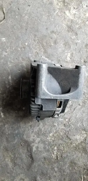 Ford Escape 2005 Alternator Available
