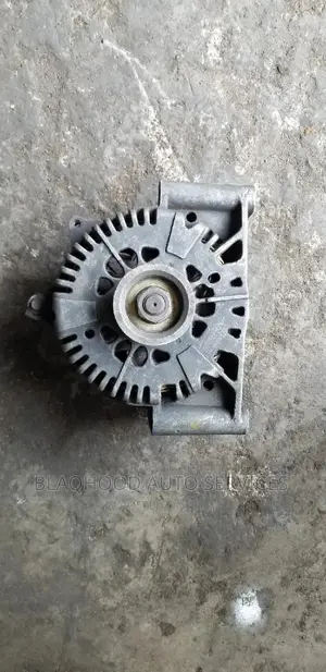 Ford Escape 2005 Alternator Available