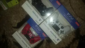 Brand New Playstation 4 Controllers Available at Emkallgames