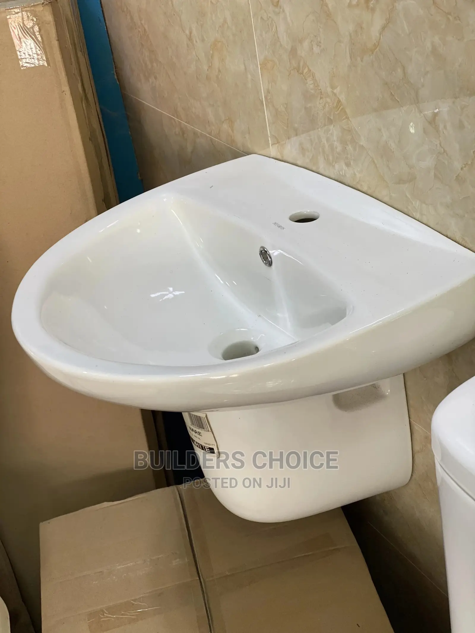 Twyford Hanging Wash Basin